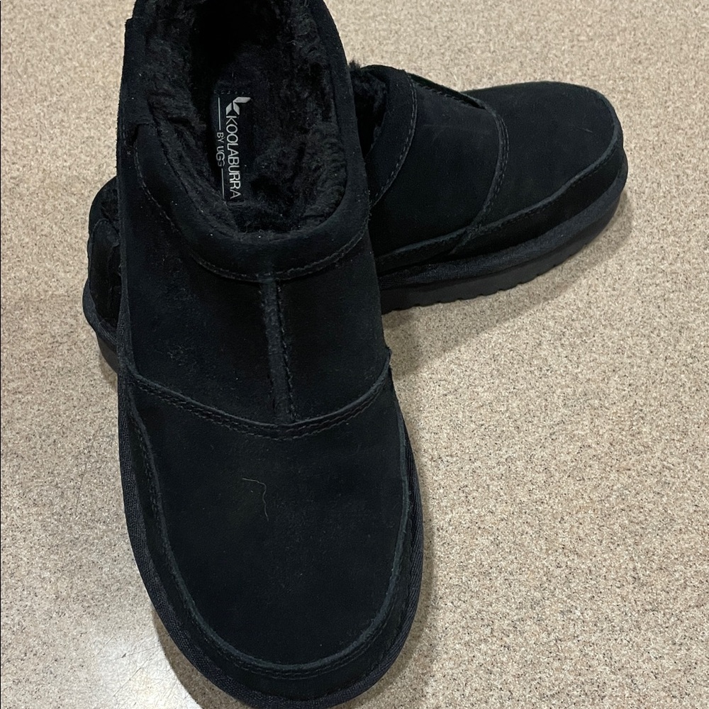 Koolaburra Women's Black Suede Slippers Size 7